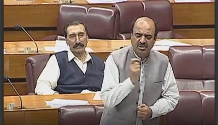 بی ایل اے کے پاس اتنے خودکش بمبار موجود ہیں کہ انہوں نے نئے خودکش بمباروں کی بھرتی بند کردی ہے۔